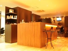 COURTNEYでは 素直で明るくて進んで元気に仕事に望める方を 募集しています！ - COURTNEY